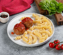 Тефтели из говядины с фузилли