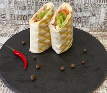 Ролл с курицей
