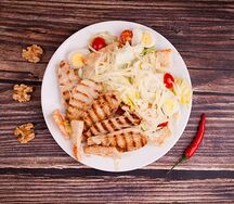 Цезарь с курицей