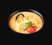 Том ям с морепродуктами