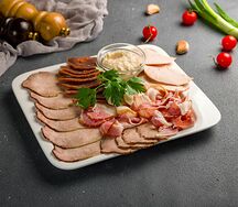 Мясная тарелка