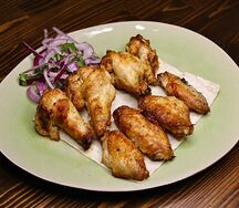 Куриные крылышки на углях