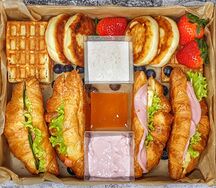 Фуд-бокс Нежный комплимент - М