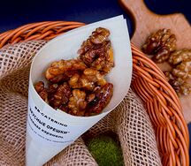 Вкусные орешки в солёной карамели