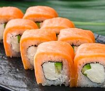 Ролл Филадельфия с авокадо