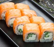 Ролл Филадельфия с огурцом