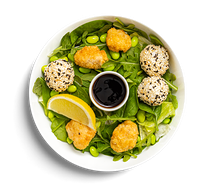 Салат с горбушей и рисовыми шариками