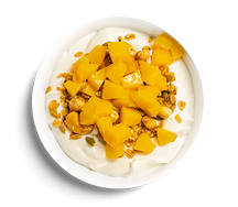 Йогурт с гранолой и персиками