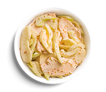 Салат с курицей, сельдереем и яблоком