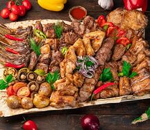 Ассорти шашлыков Lavash House на большую компанию