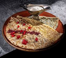 Кутаб с сыром