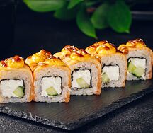 Ролл Филадельфия запеченная