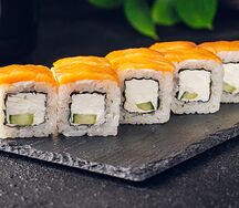 Ролл Филадельфия с авокадо