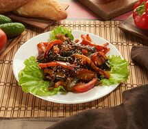 Теплый салат с телятиной