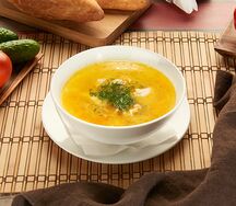 Куриный суп с лапшой