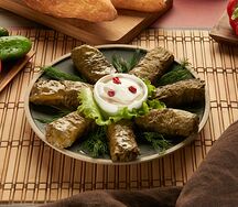 Долма из винoградных листьев