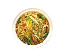 Wok с курицей в кисло-сладком соусе