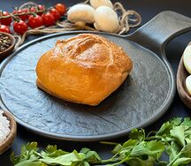 Булочка с ветчиной и сыром