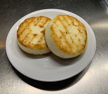 Сырники со сметаной