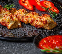 Люля-кебаб из курицы с копченым сулугуни в лаваше