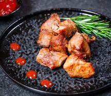 Шашлык из свиного окорока
