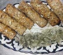 Люля-кебаб с маринованным луком для двоих