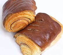 Круассаны с шоколадом