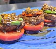 Медальоны с кольцами перца