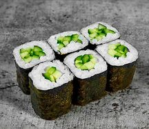Классические роллы с огурцом