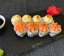 Запеченный ролл Фирменный