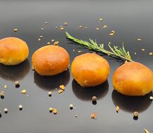 Мини-пирожки с яйцом