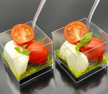 Канапе Капрезе