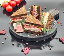 Мини-сэндвич с тунцом