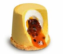 Пирожное Манго-маракуя