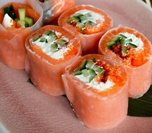 Ролл без риса с лососем