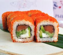 Калифорния с лососем