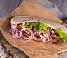 Южный Gyros с овощами гриль