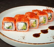 Ролл Калифорния с крабом