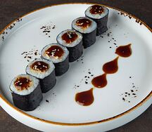 Ролл с угрем