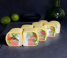 Ролл Мехико с копченым лососем