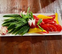 Ассорти свежих овощей