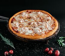 Пицца с креветками