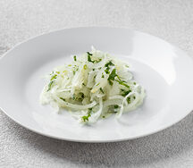 Лук маринованный