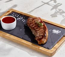 Стриплойн стейк