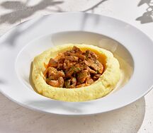 Бефстроганов с пюре