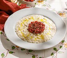 Ризотто с тартаром из говядины