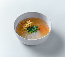 Суп куриный с домашней лапшой