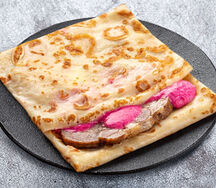 Блин с бужениной под хреном