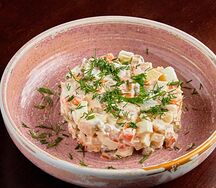 Салат Оливье с курицей