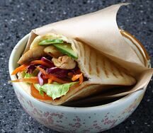 Шаверма сочная в домашней пите